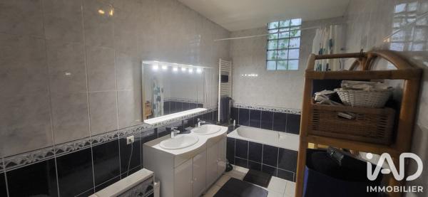 Maison à vendre 8 pièces 179 m² Rueil-Malmaison
