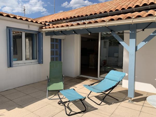 Maison
         3 pièces
        - 59 m²