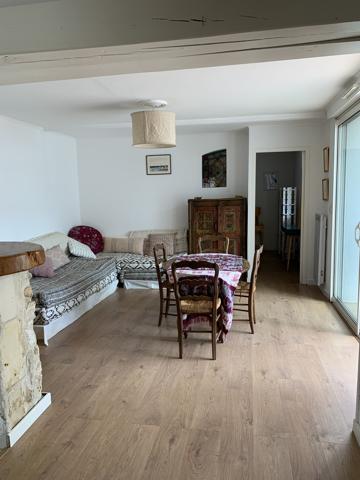 Maison
         3 pièces
        - 59 m²