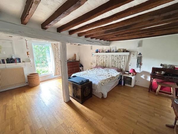 Maison à vendre 11 pièces + Grange Proche de LA FERTE SOUS JOUARRE (77)