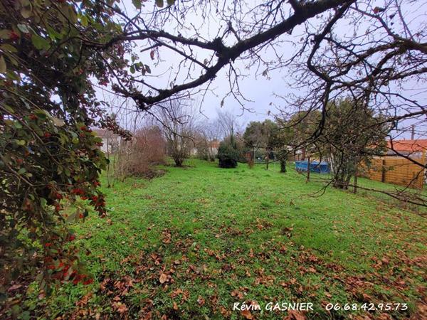 RUELLE SUR TOUVRE (16660) : Maison de plain pied de 157m2