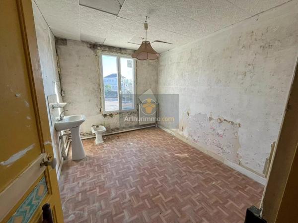 Vente                                                      Maison
                        
                     12 pièces                      388 m2                     à Culmont