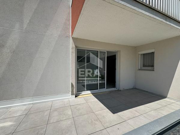 Appartement 2 pièces avec terrasse, cave et stationnement- Quartier Marché, Royan