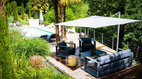 Propriété de caractère avec piscine sur 1 hectare aux portes de Saint-Brieuc
