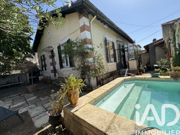 Maison à vendre 5 pièces 160 m² Nîmes