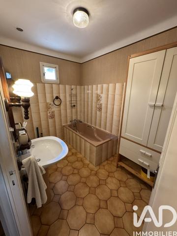 Maison à vendre 5 pièces 160 m² Nîmes