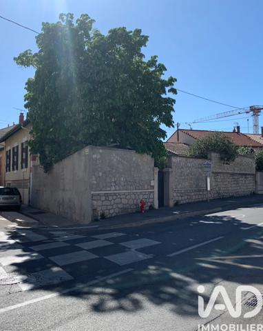 Maison à vendre 5 pièces 160 m² Nîmes