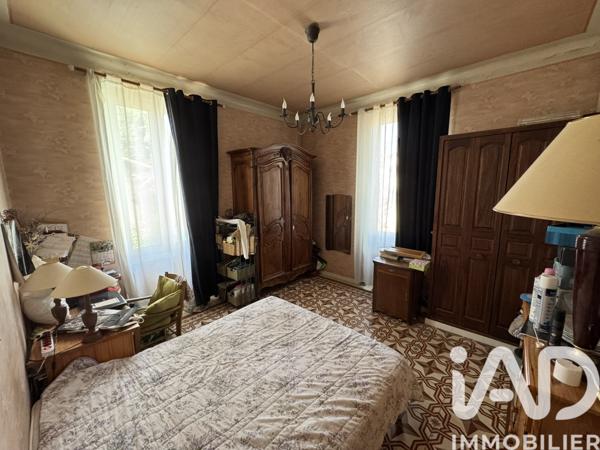 Maison à vendre 5 pièces 160 m² Nîmes