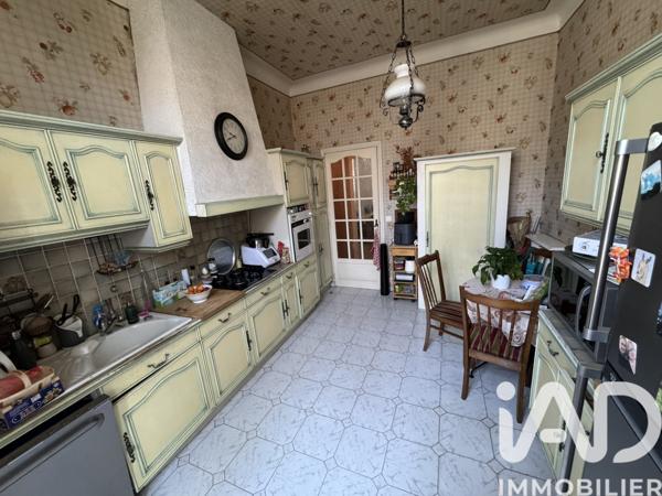 Maison à vendre 5 pièces 160 m² Nîmes