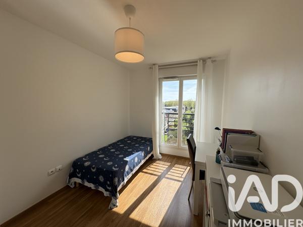 Appartement à vendre 4 pièces 77,48 m² Saint-Fargeau-Ponthierry