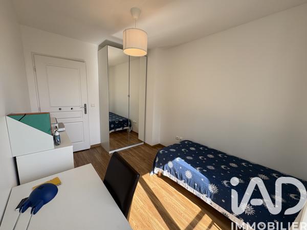 Appartement à vendre 4 pièces 77,48 m² Saint-Fargeau-Ponthierry