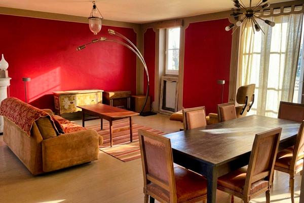 Opportunité commerciale avec 3 logements St jean d angely