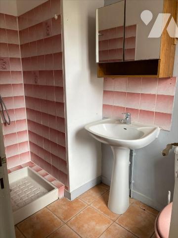 MOULINS LA MARCHE - Maison de ville