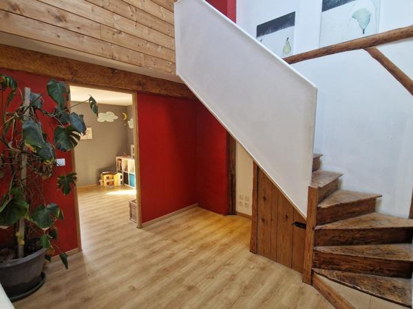 Maison de caractère avec gîte et dépendance Tarascon sur ariege