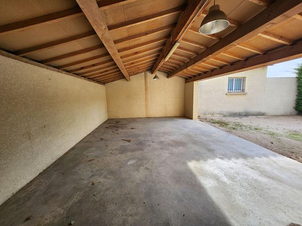 EXCLUSIVITE A MORIERES LES AVIGNON - MAISON DE PLAIN PIED A LOUER 87.24 M² HABITABLES - 3 CHAMBRES - TERRAIN DE 500 M²