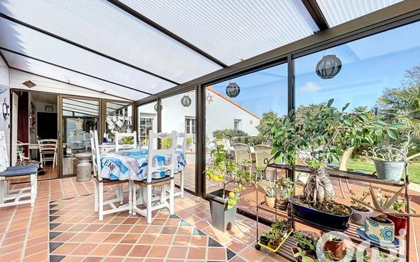 Maison à vendre    5 pièces •  La Garnache