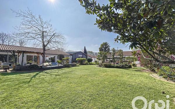 Maison à vendre    5 pièces •  La Garnache