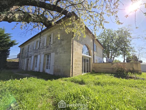Demeure 331 m² à Sadirac 33670