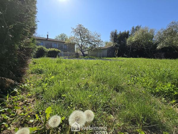 Demeure 331 m² à Sadirac 33670