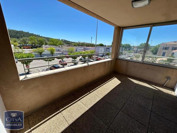 Appartement à louer 3 pièces 60.17m² Ollioules (83190)