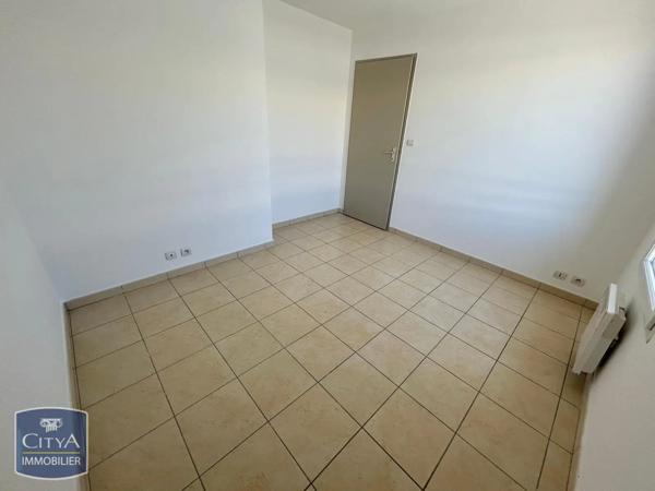 Appartement à louer 3 pièces 60.17m² Ollioules (83190)