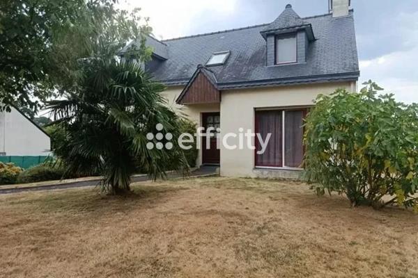 Maison
         6 pièces
        - 130 m² 250 900 € *