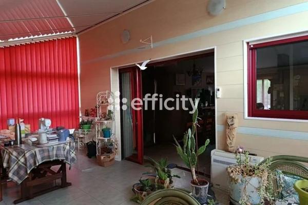 Maison
         6 pièces
        - 130 m² 250 900 € *