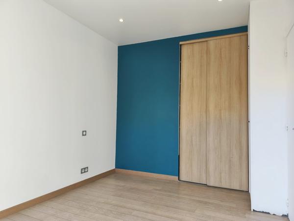 Le Cannet (06110) A LOUER 2 PIECES AVEC TERRASSE AU VIEUX CANNET