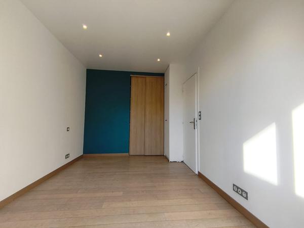 Le Cannet (06110) A LOUER 2 PIECES AVEC TERRASSE AU VIEUX CANNET