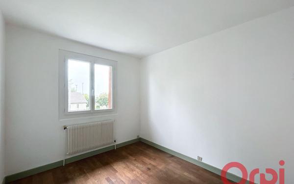 Maison à vendre    4 pièces •  Saint-Amand-Montrond