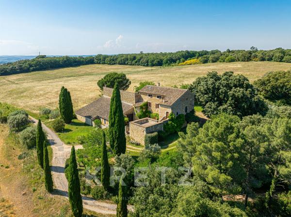 PROPRIÉTÉ D’EXCEPTION AU CŒUR DE LA DRÔME PROVENÇALE