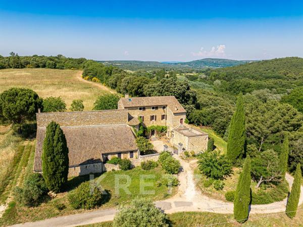 PROPRIÉTÉ D’EXCEPTION AU CŒUR DE LA DRÔME PROVENÇALE