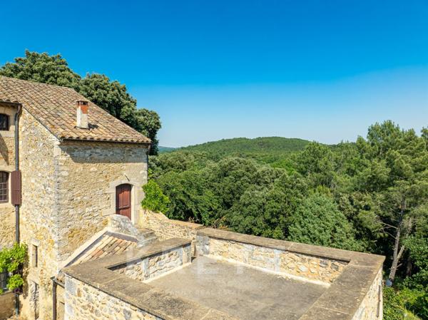 PROPRIÉTÉ D’EXCEPTION AU CŒUR DE LA DRÔME PROVENÇALE