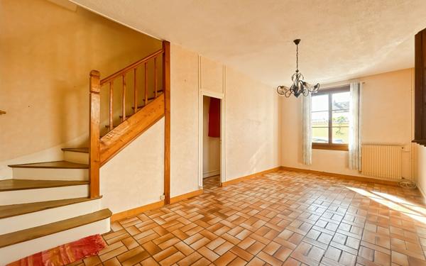 Maison à vendre    3 pièces • 71,03 m2 Orléans