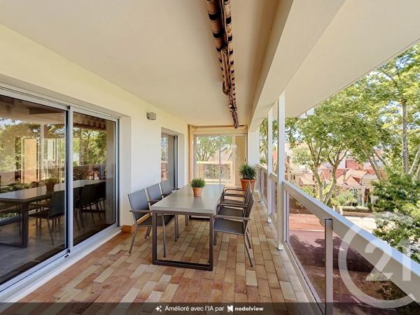 Appartement T3 à vendre  2 pièces - 80 m 2   ARCACHON  - 33