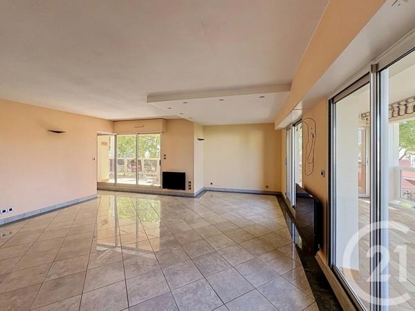 Appartement T3 à vendre  2 pièces - 80 m 2   ARCACHON  - 33