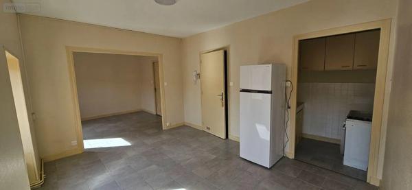 Location - Appartement Cuisery 71290 1 pièce 32 m 2