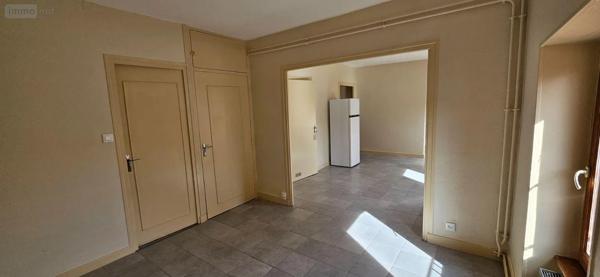 Location - Appartement Cuisery 71290 1 pièce 32 m 2