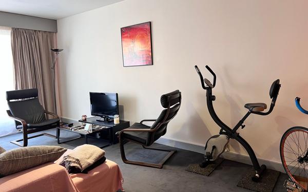 Appartement à vendre    3 pièces • 60 m2 Clichy