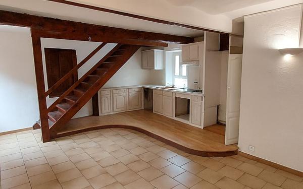 Appartement à vendre    3 pièces • 52,30 m2 L'Escarène