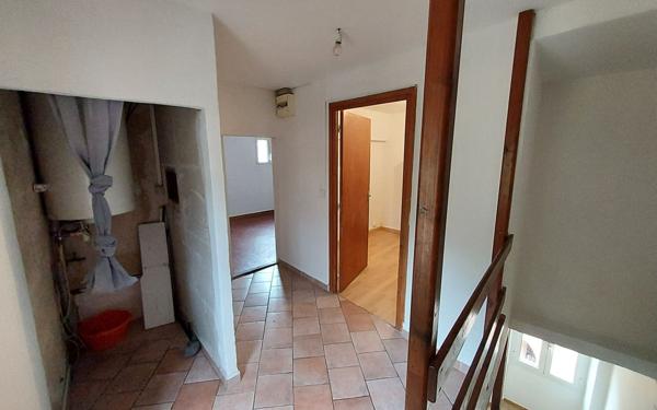 Appartement à vendre    3 pièces • 52,30 m2 L'Escarène