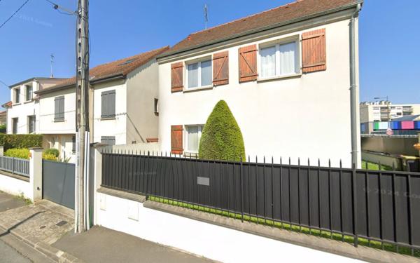 Maison à louer    5 pièces • 122 m2 Ormesson-sur-Marne