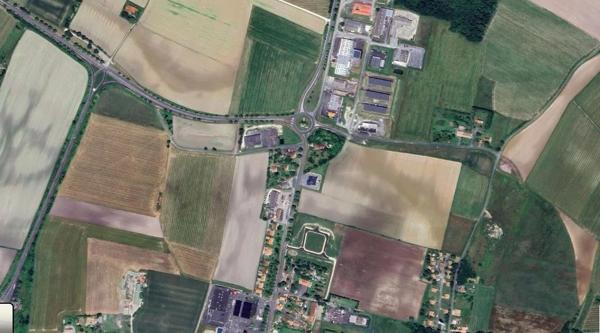 Immobilier Mirambeau (17150) – Terrain constructible 11378m2 – 214 000 €