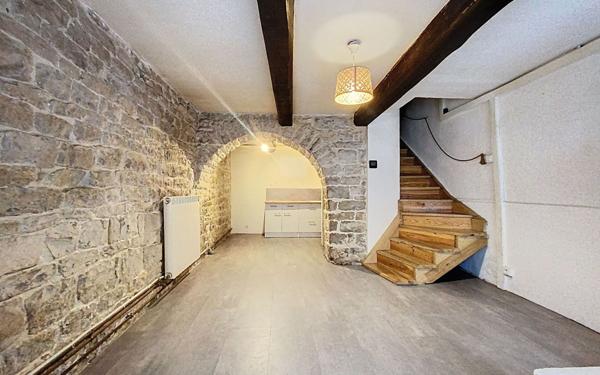 Maison à vendre    3 pièces • 68 m2 Calvisson