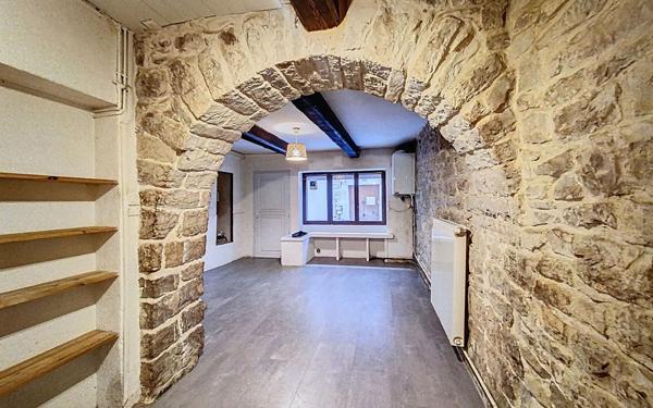 Maison à vendre    3 pièces • 68 m2 Calvisson