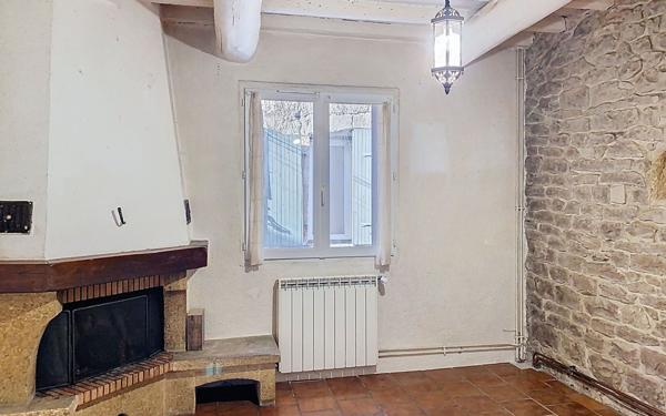 Maison à vendre    3 pièces • 68 m2 Calvisson