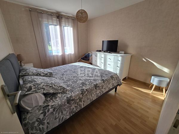 Maison récente 6 pièces avec piscine à Montpon-Ménestérol