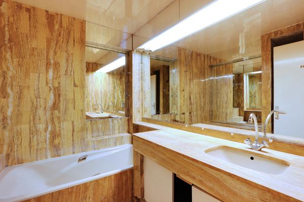 Appartement
         4 pièces
        - 104 m² 549 000 € *