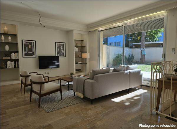 Appartement
         4 pièces
        - 104 m² 549 000 € *