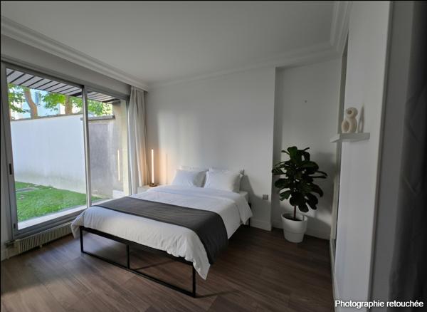 Appartement
         4 pièces
        - 104 m² 549 000 € *